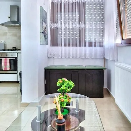 Black Sea - Lujo * Navodari